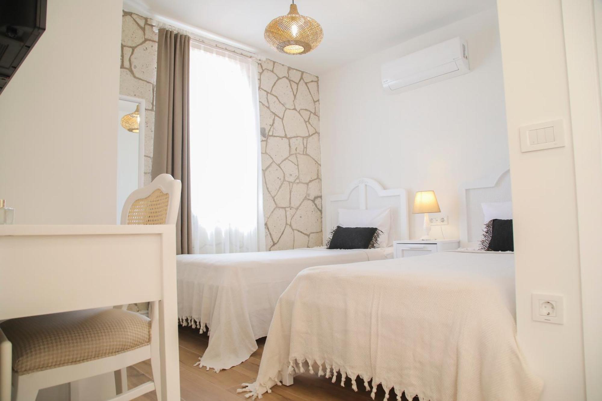 Alacati Balbadem Hotel (Adults Only) Экстерьер фото
