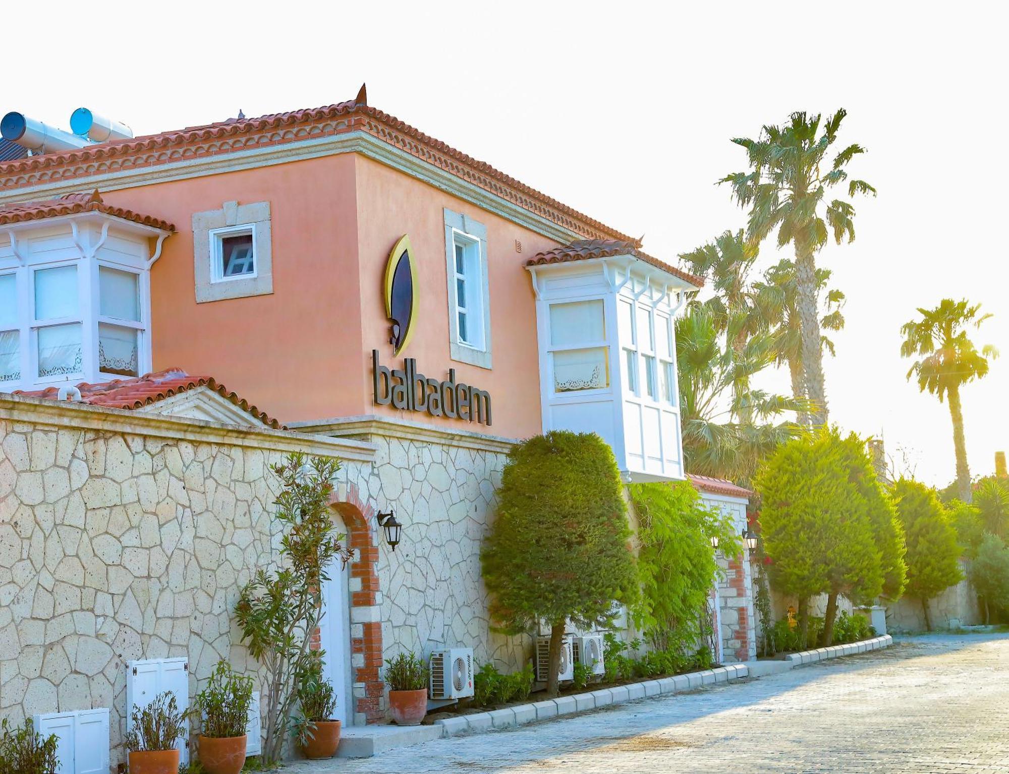 Alacati Balbadem Hotel (Adults Only) Экстерьер фото